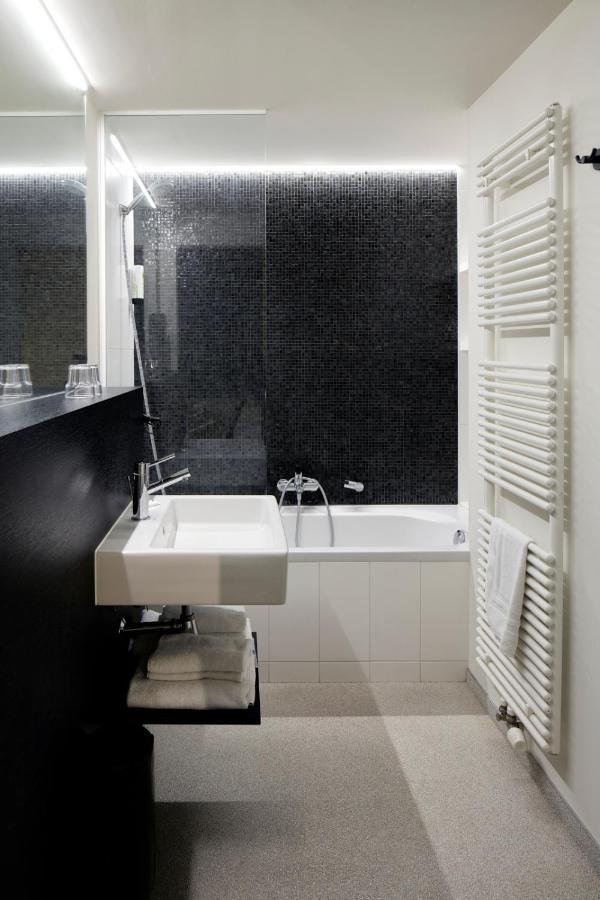 Alpha Hotel And Aparthotel Tienen Zewnętrze zdjęcie